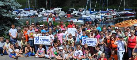 Wesołe wakacje na wodzie.