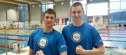 Wodnik pływa z ANWILEM